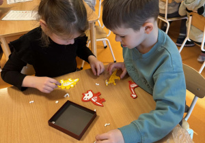 Kiedy na Ziemi mieszkały dinozaury?