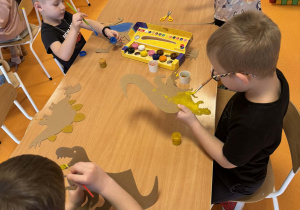 Kiedy na Ziemi mieszkały dinozaury?