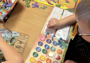 Kiedy na Ziemi mieszkały dinozaury?