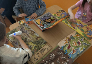 Kiedy na Ziemi mieszkały dinozaury?