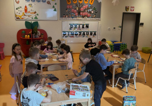 Kiedy na Ziemi mieszkały dinozaury?