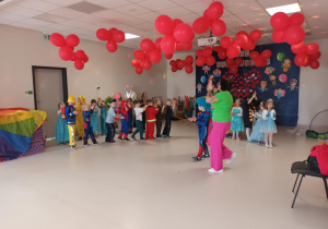 Bal karnawałowy