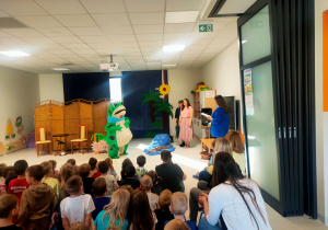 Mama Ropucha, Ropuch i Calineczka