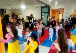 Zabawy z postaciami z bajek