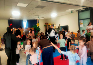 Zabawy z postaciami z bajek