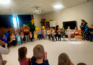 Zabawy z postaciami z bajek