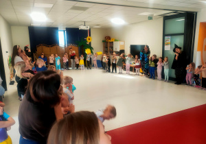 Zabawy z postaciami z bajek